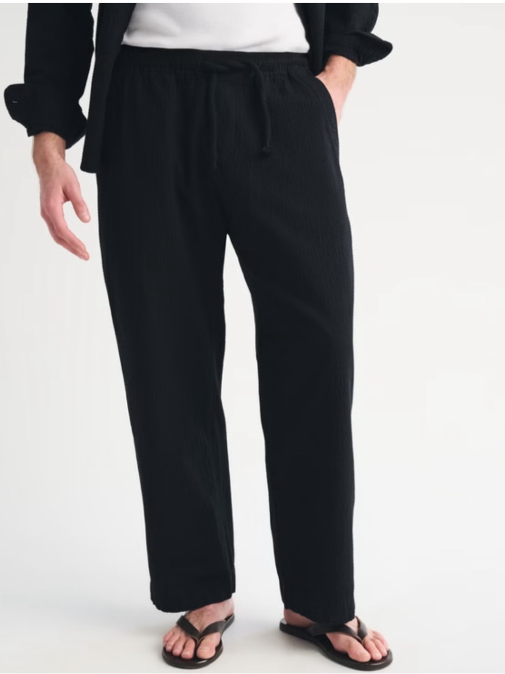 Abercrombie & Fitch baggy seersucker pants in black